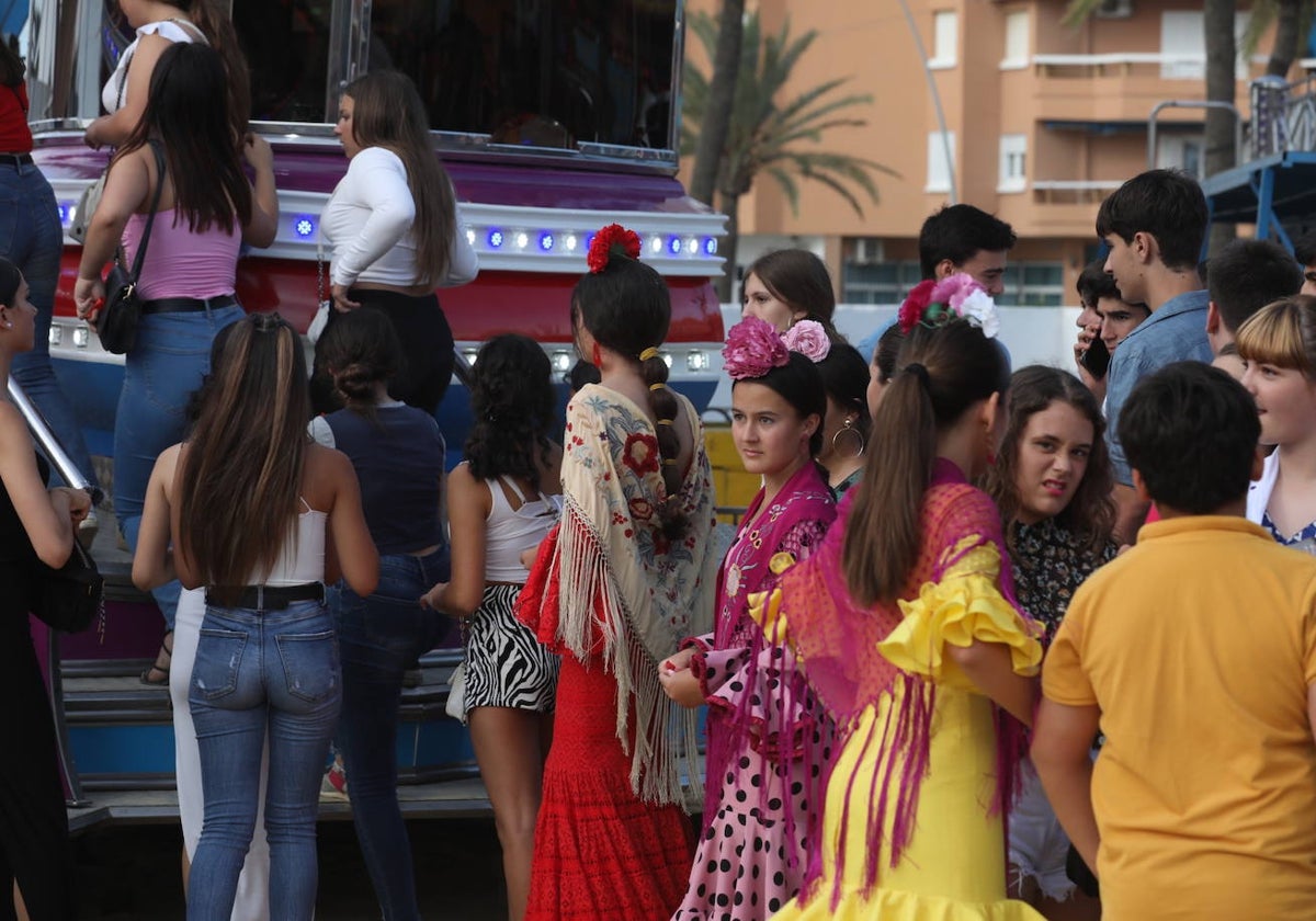 Fotos: La Feria de la Manzanilla ya luce con todo su esplendor