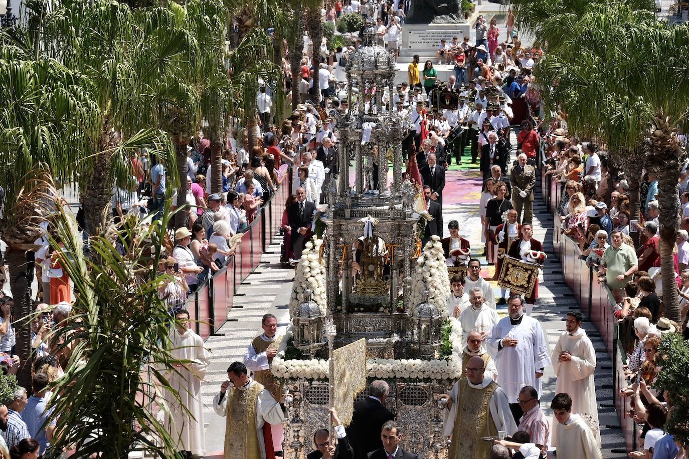 La procesión del Corpus Christi de Cádiz, en imágenes
