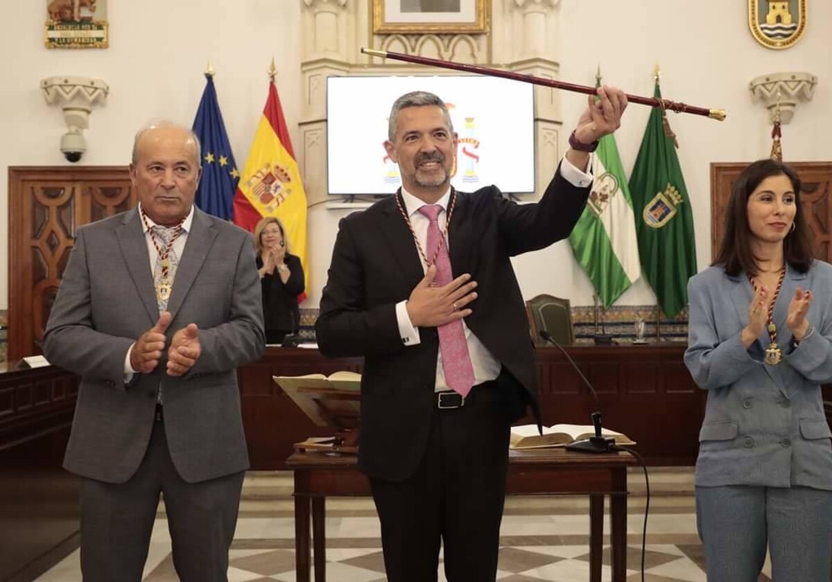 Javier Ruiz Arana afronta su tercer mandato en el Ayuntamiento de Rota.