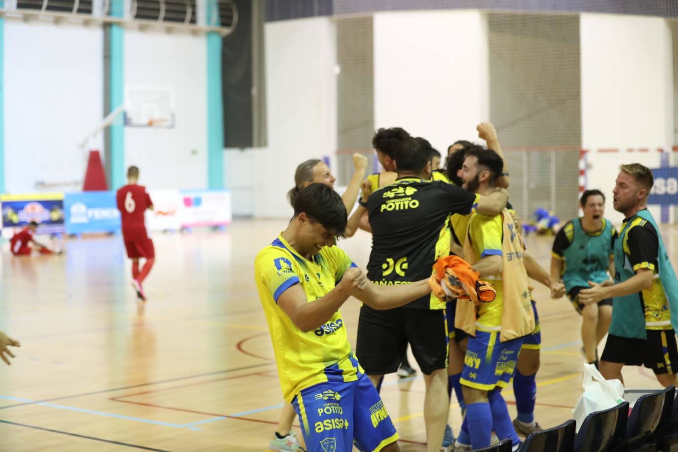 Las imágenes del ascenso del Virgili