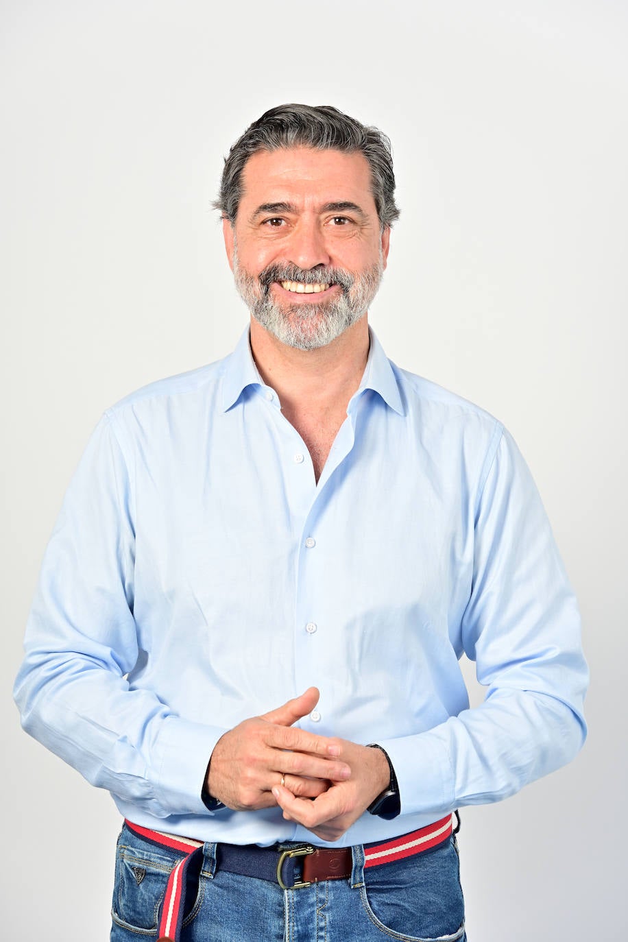 José Manuel Verdulla. Universidad, Educación, Movilidad y responsable de hermandades y cofradías. 53 años. Director Escuela Pública.