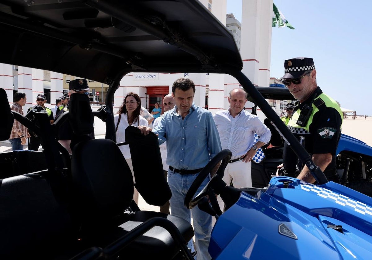 Fotos: La Policía Local vuelve a las playas de Cádiz