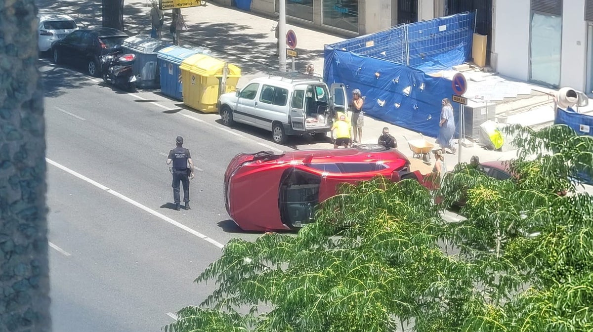 Accidente en la Avenida Andalucía de Cádiz.