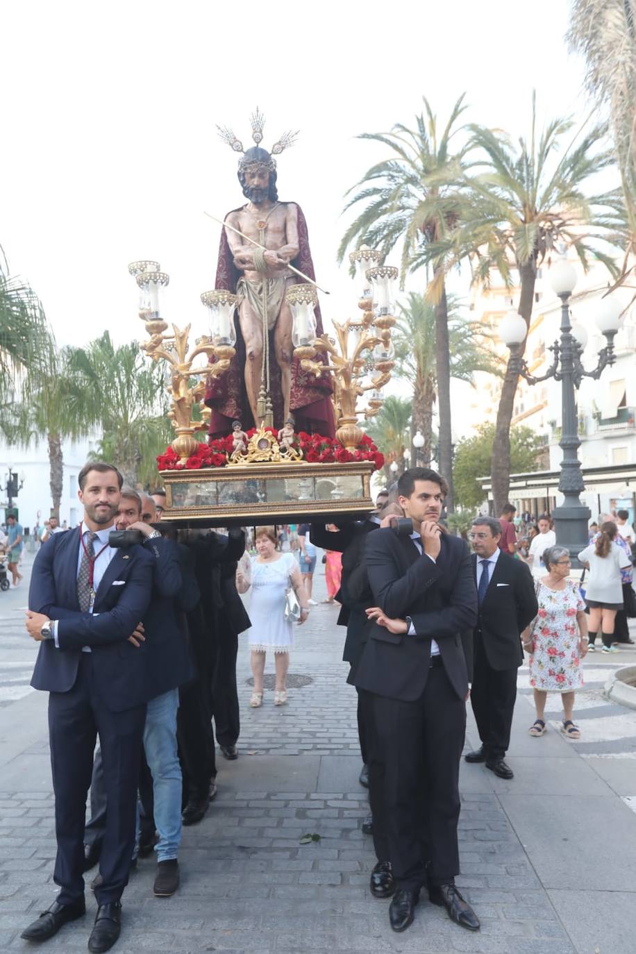 Fotos: Traslado de los titulares de Ecce-Homo a la iglesia de San Juan de Dios