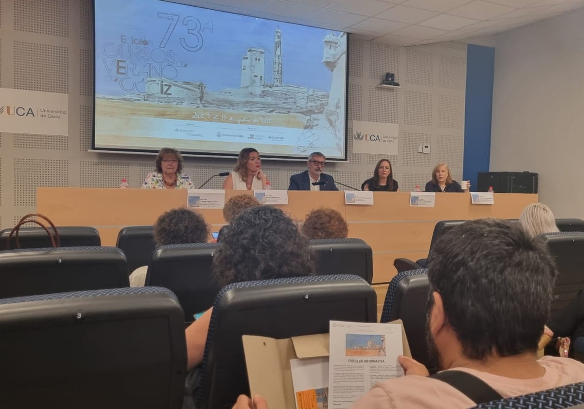 Más de 500 estudiantes participan en los cursos de verano de la UCA