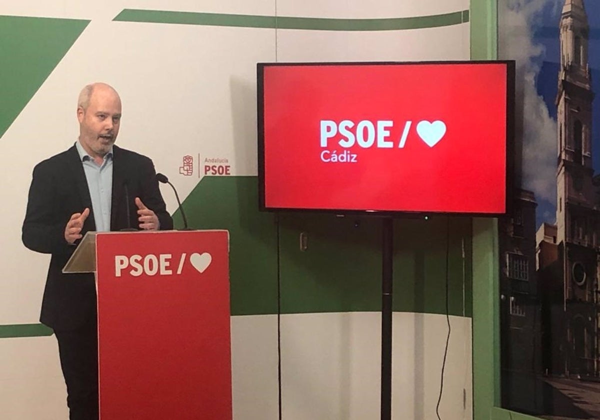 José Ramón Ortega anima a la militancia socialista para que participe en la pegada de carteles de este jueves