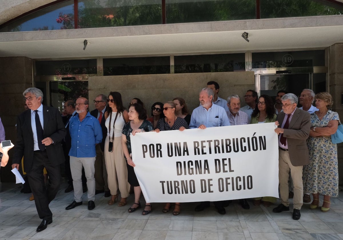 Abogados, en la concentración de Cádiz.