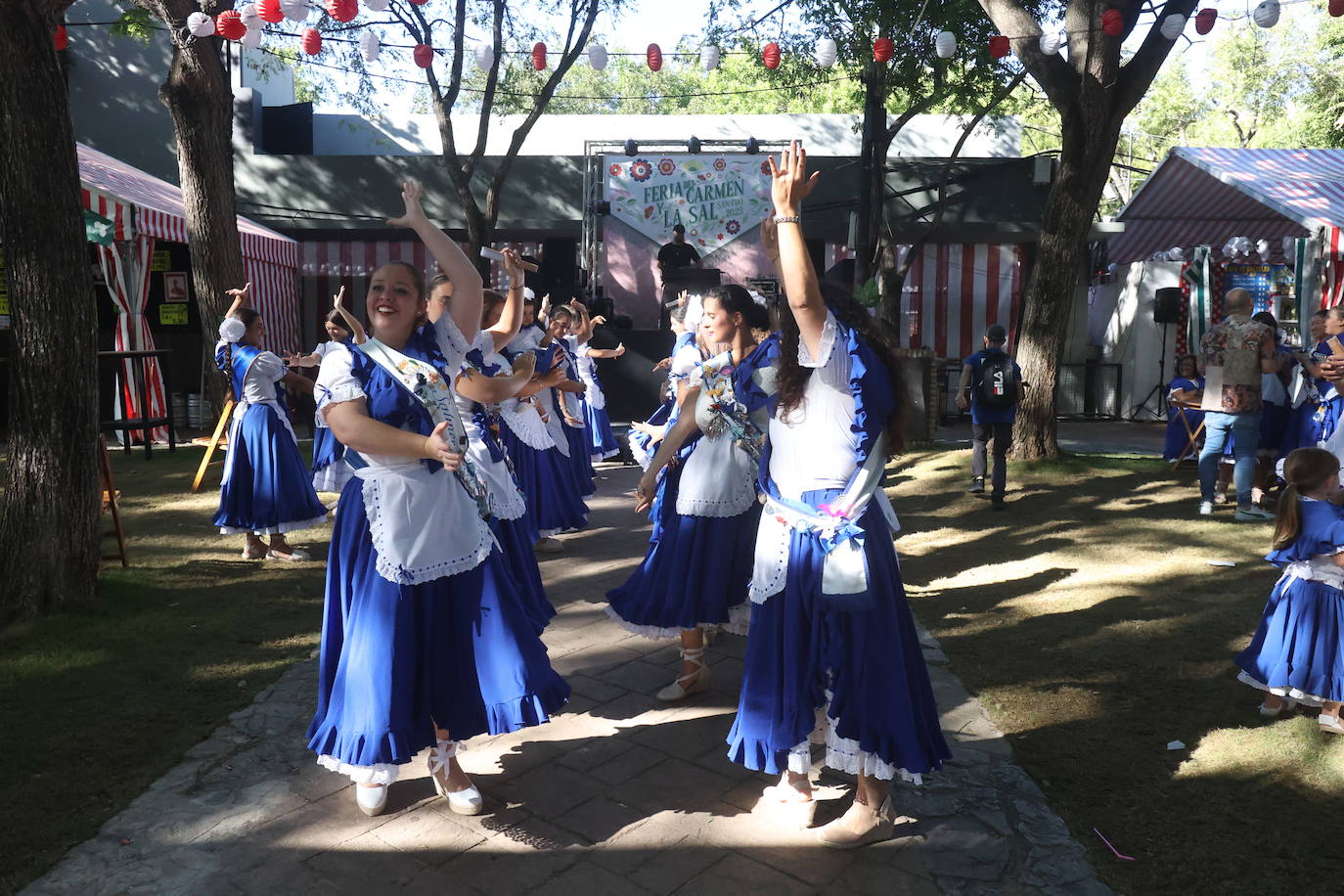 Fotos: Un gran sábado de playa resta fuelle a la Feria de San Fernando