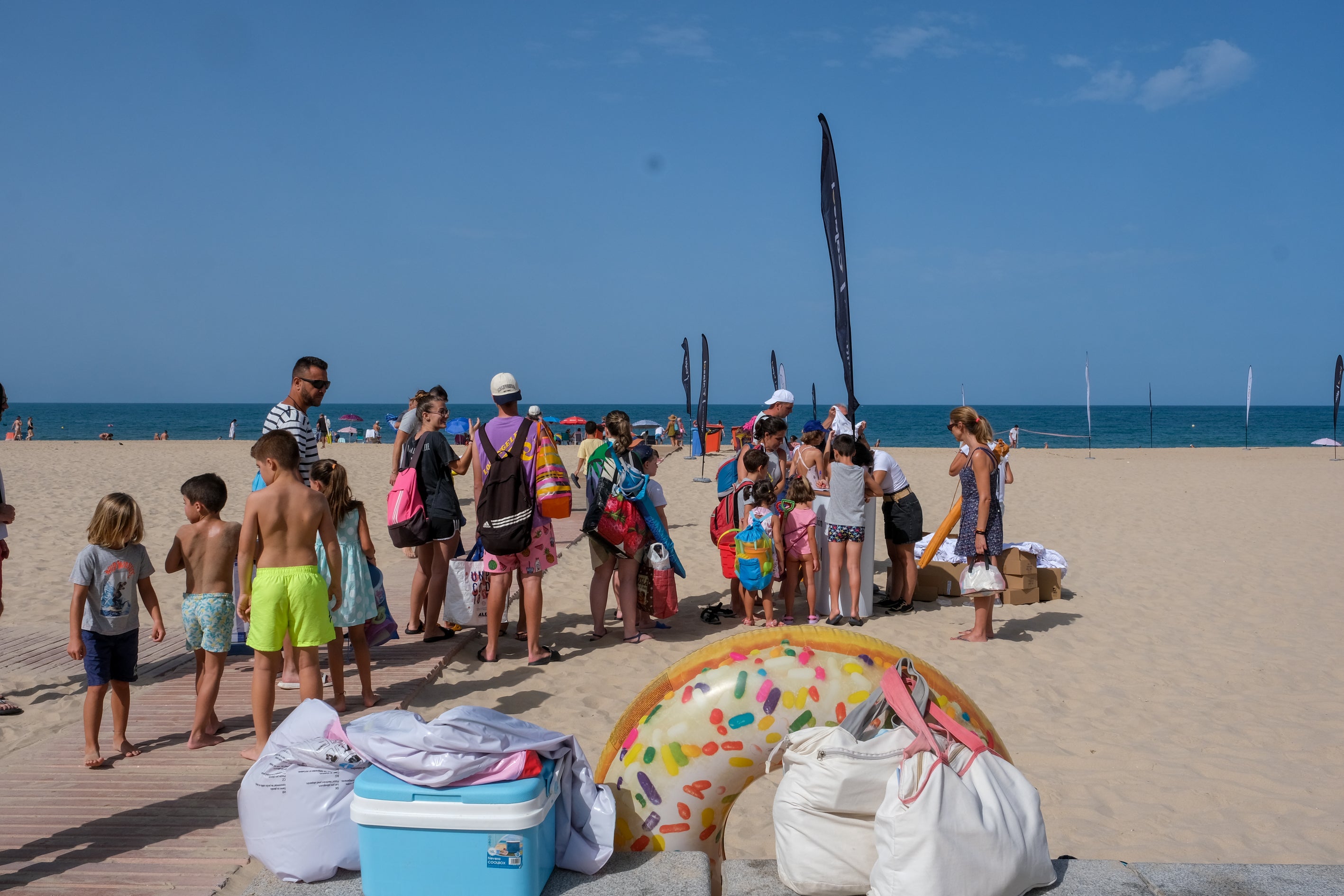 Fotos: La Playa de la Victoria acoge un concurso de castillos de arena