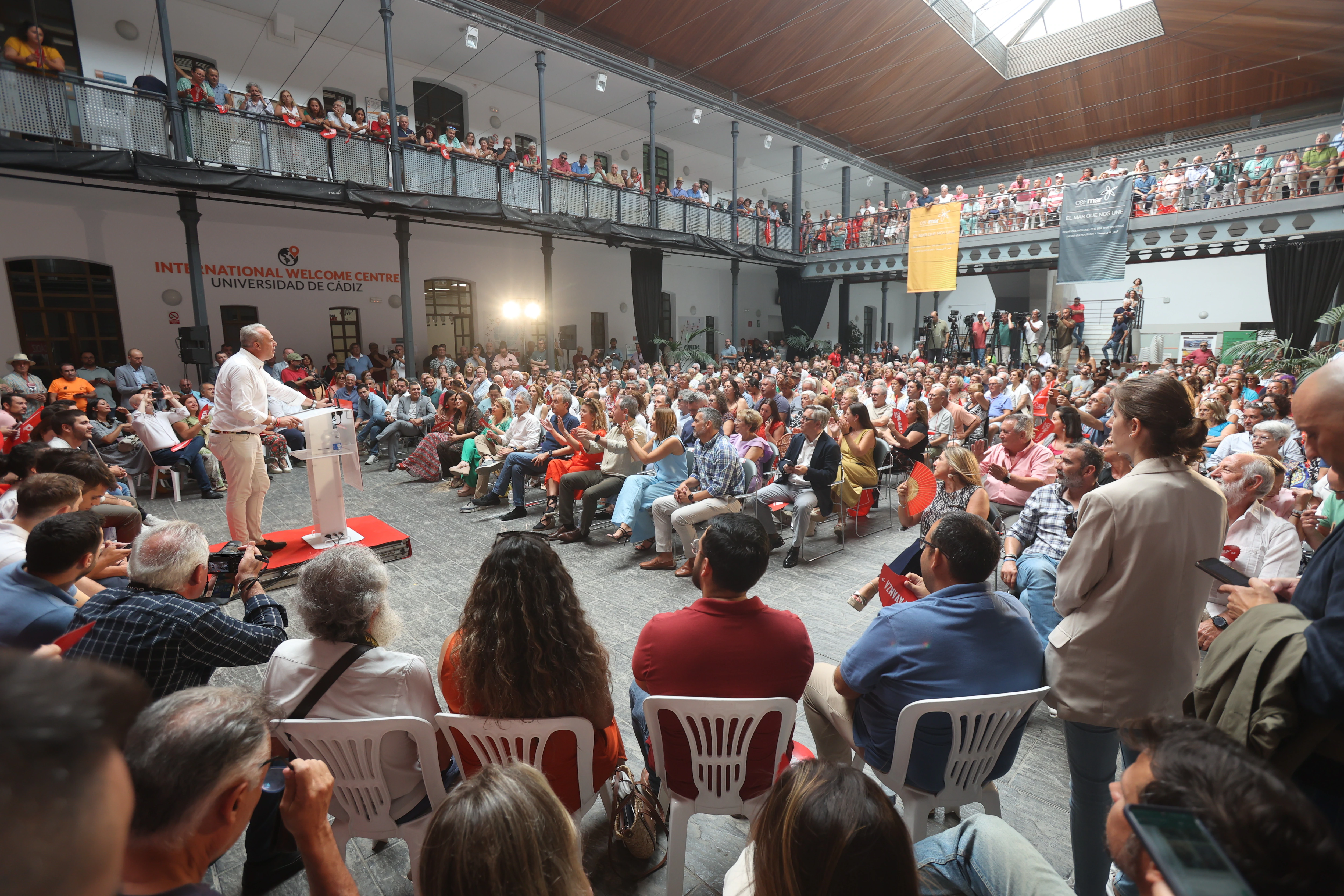 Fotos: El cierre de campaña del PSOE de Cádiz con Zapatero