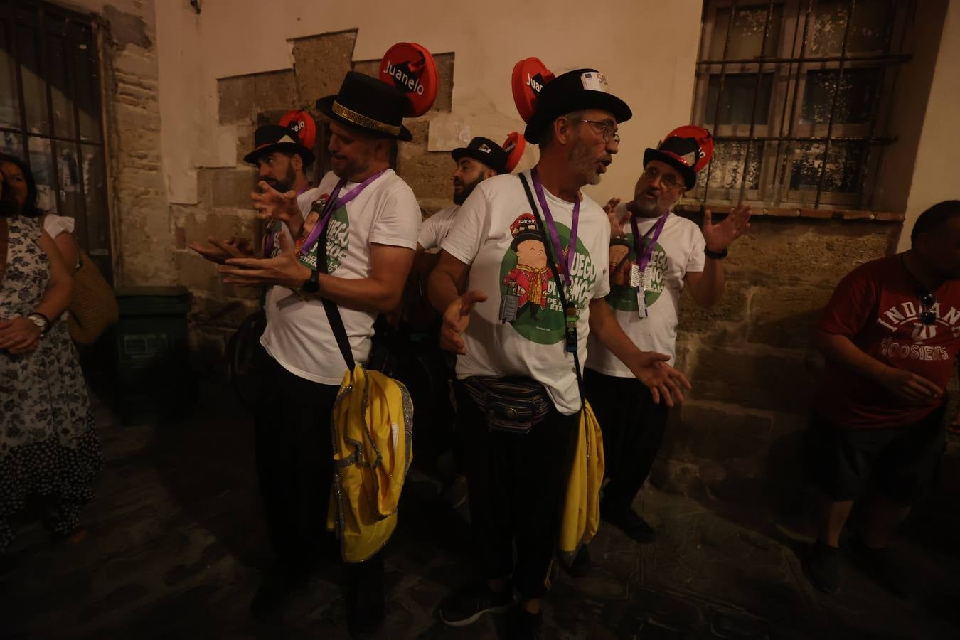 Grandes coplas en el regreso del Carnaval de verano a Cádiz