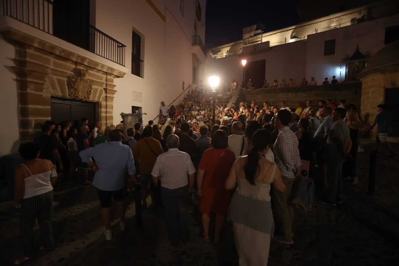 Grandes coplas en el regreso del Carnaval de verano a Cádiz