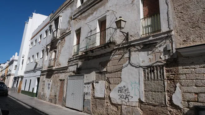 En la calle Pericón de Cádiz se edificarán ocho viviendas