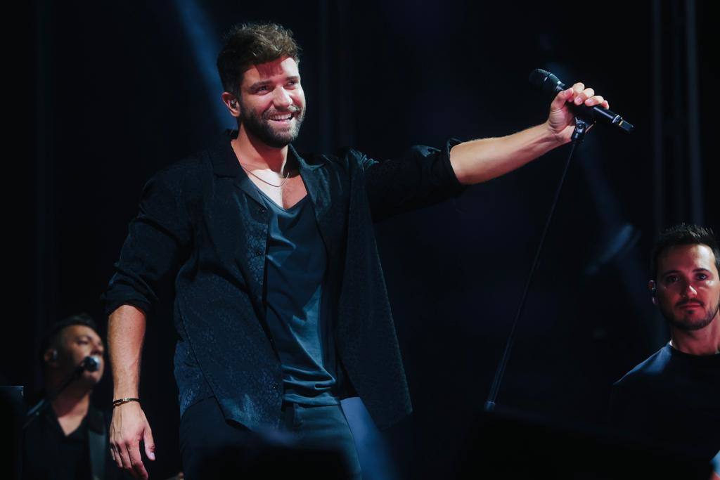 Fotos: La sensibilidad de Pablo Alborán seduce al público de Chiclana