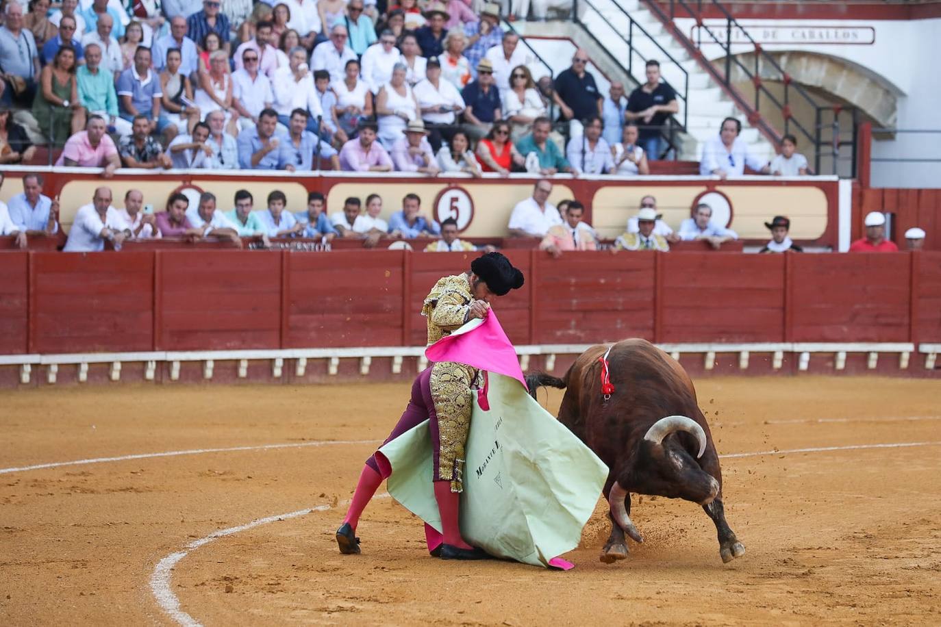 FOTOS: Morante, Talavante y Aguado en la plaza de toros de El Puerto