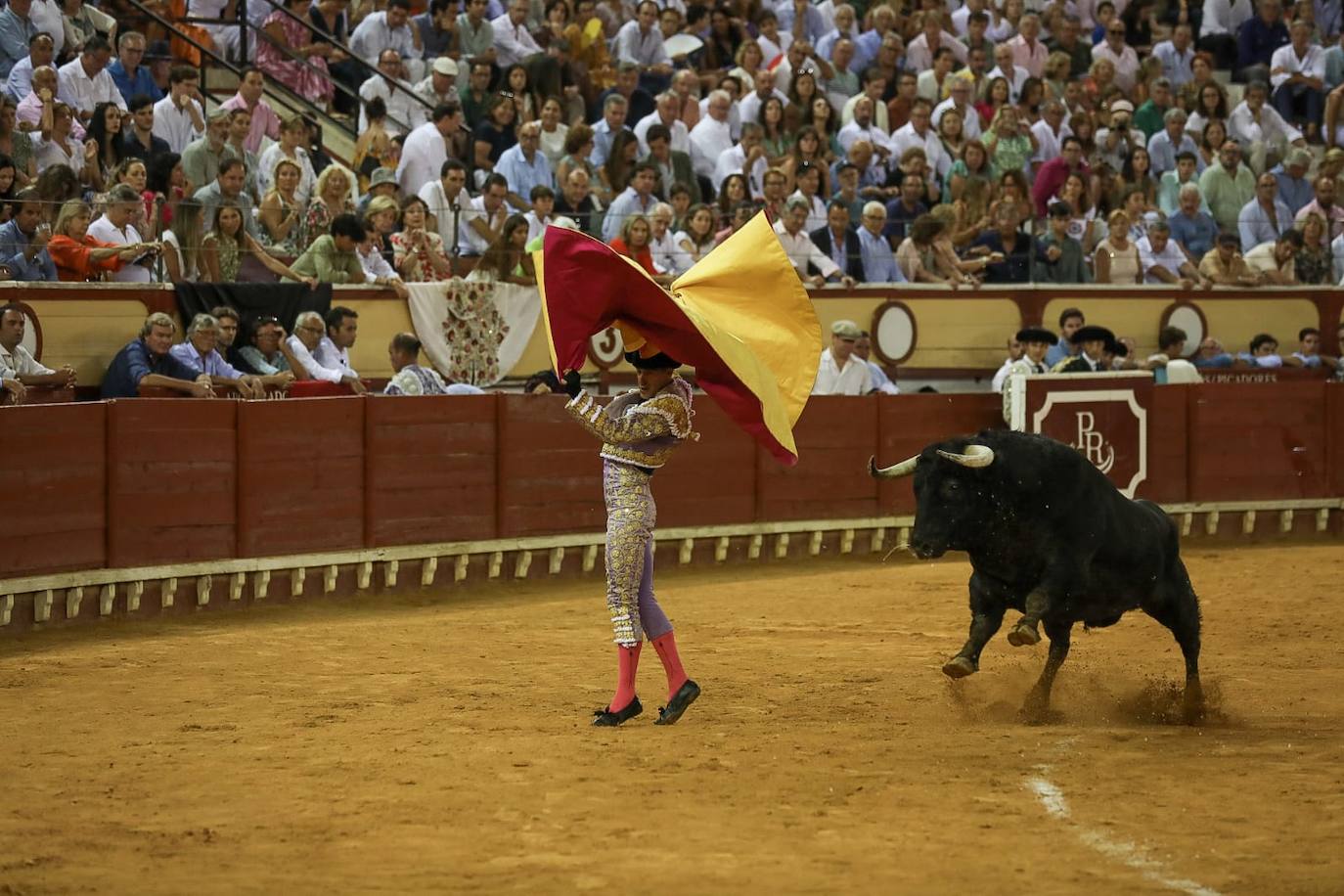 FOTOS: Morante, Talavante y Aguado en la plaza de toros de El Puerto