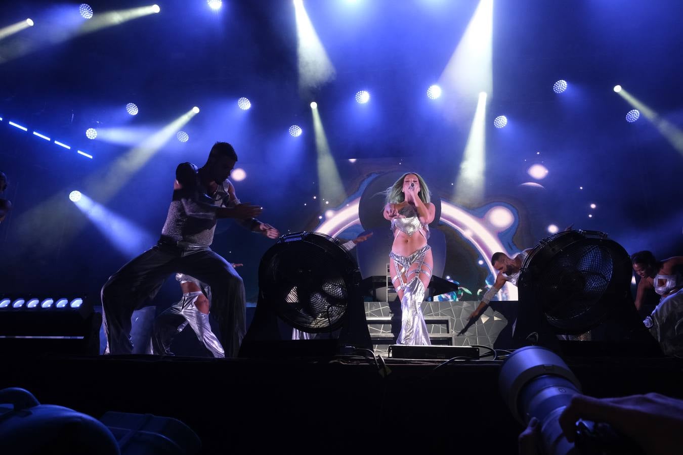 Fotos: El fenómeno Lola Índigo arrasa Concert Music Festival