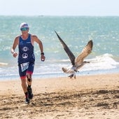 Desafío Doñana realizará un estudio a los deportistas para prevenir el riesgo de sufrir cáncer de piel