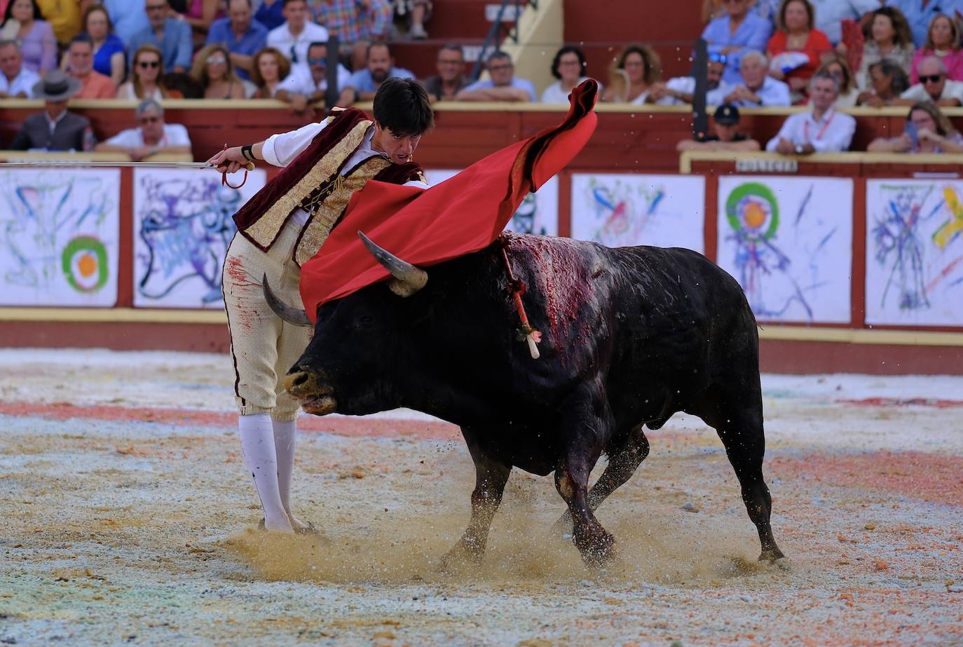 Corrida magallánica con los miuras en Sanlúcar: un toro indultado y una gran tarde