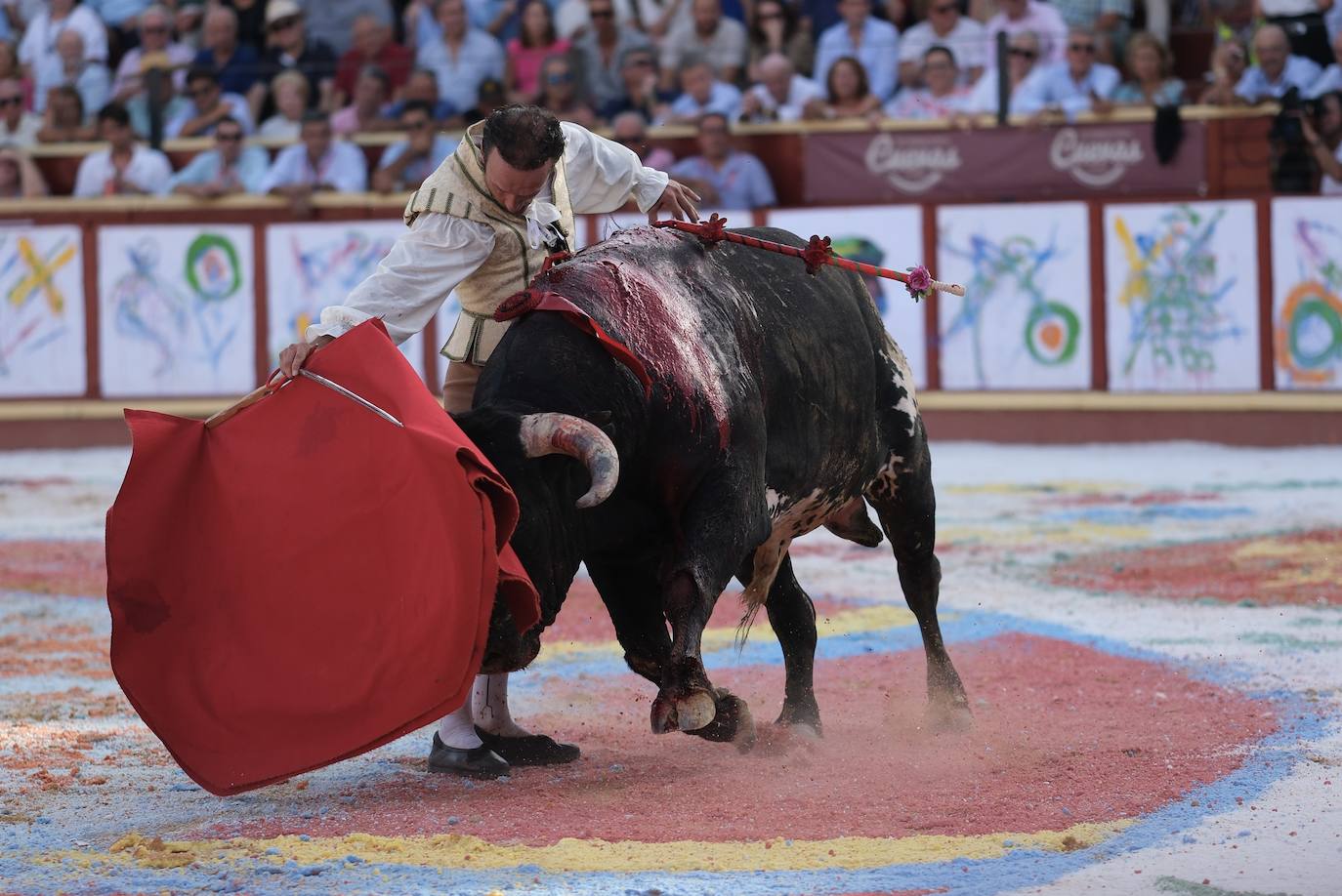 Corrida magallánica con los miuras en Sanlúcar: un toro indultado y una gran tarde