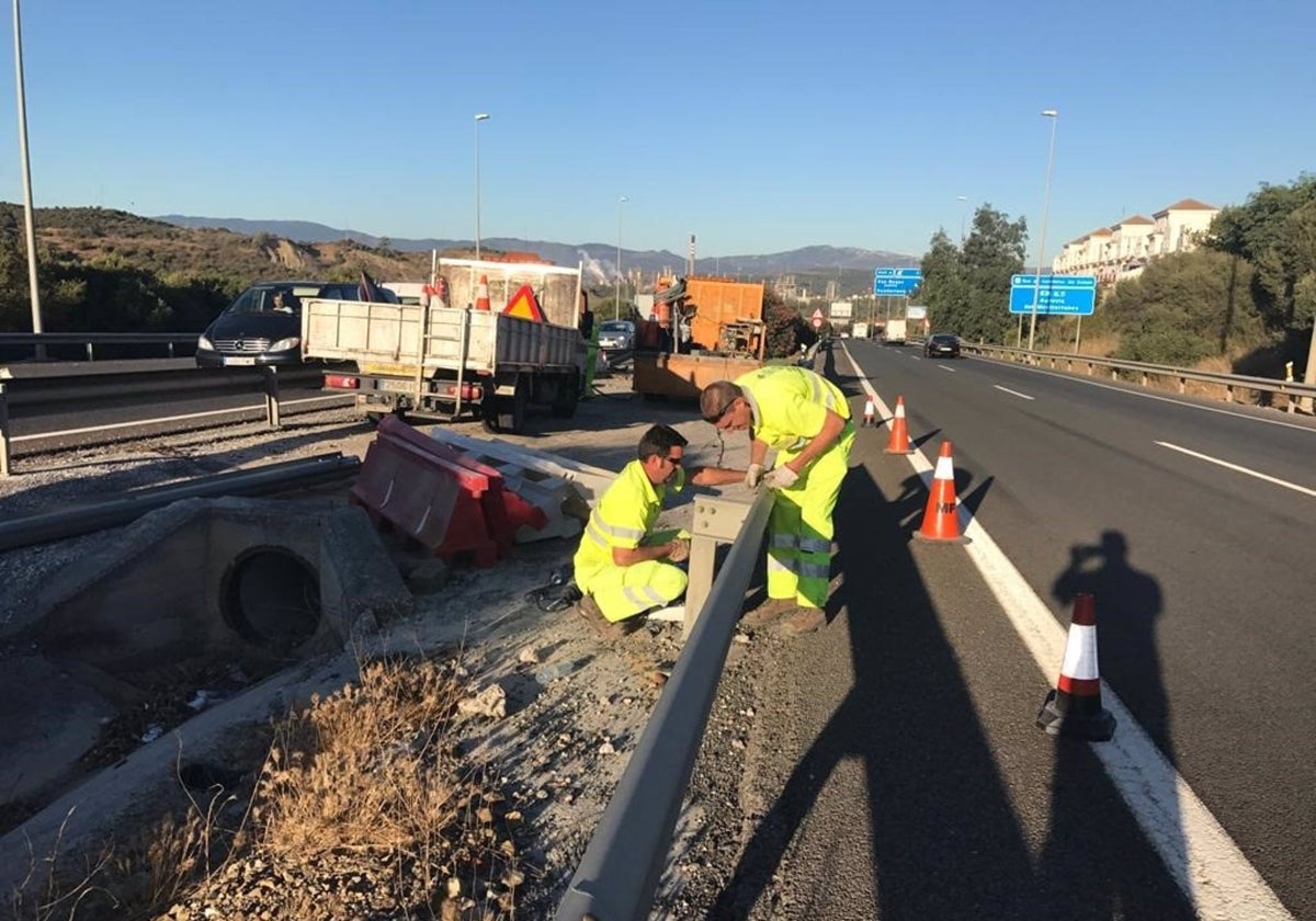 Adjudicados por 9,3 millones de euros un contrato para la conservación y explotación de carreteras en Cádiz