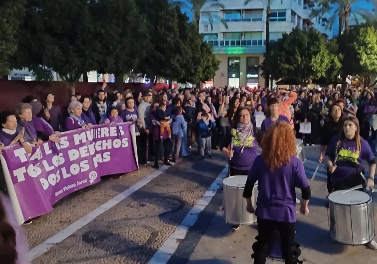 Feministas convocan en Jerez una concentración por el asesinato de la mujer hallada este domingo en un pozo