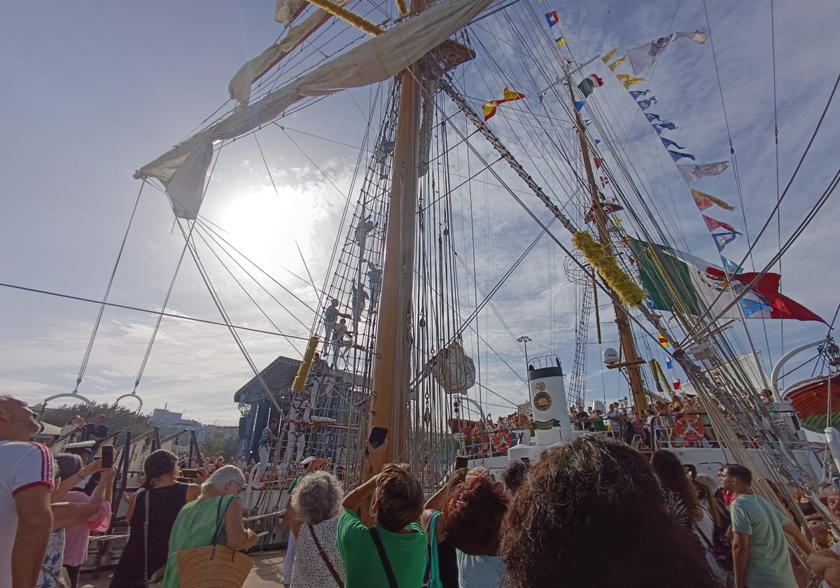 La comprobación de las velas acaparó todas las miradas