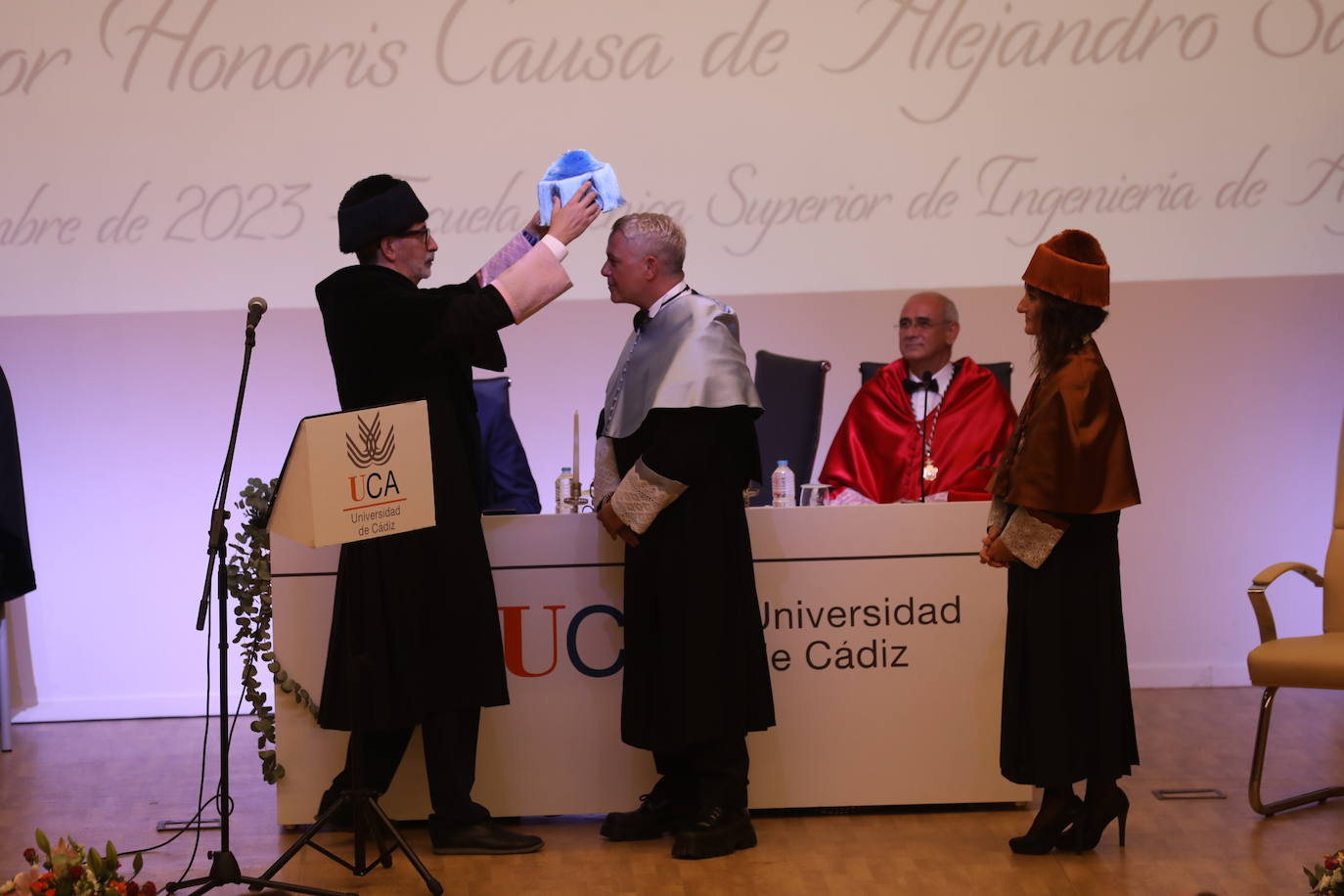 Fotos: Alejandro Sanz es investido doctor Honoris Causa de la Universidad de Cádiz