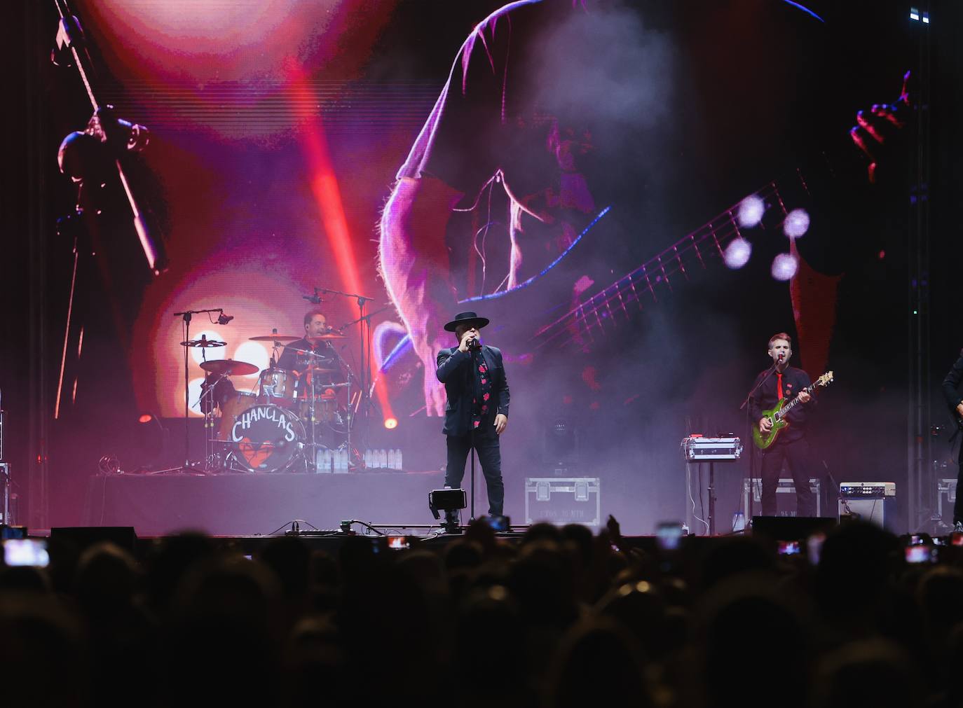 Fotos: Las bandas icónicas &#039;Los chanclas&#039; y &#039;Toreros Muertos&#039; hacen vibrar la primera noche de la Gran Regata en Cádiz