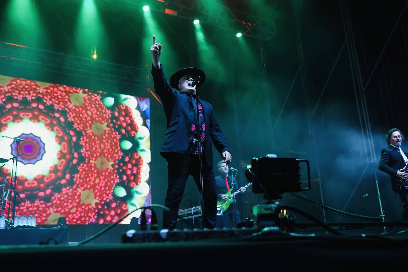 Fotos: Las bandas icónicas &#039;Los chanclas&#039; y &#039;Toreros Muertos&#039; hacen vibrar la primera noche de la Gran Regata en Cádiz