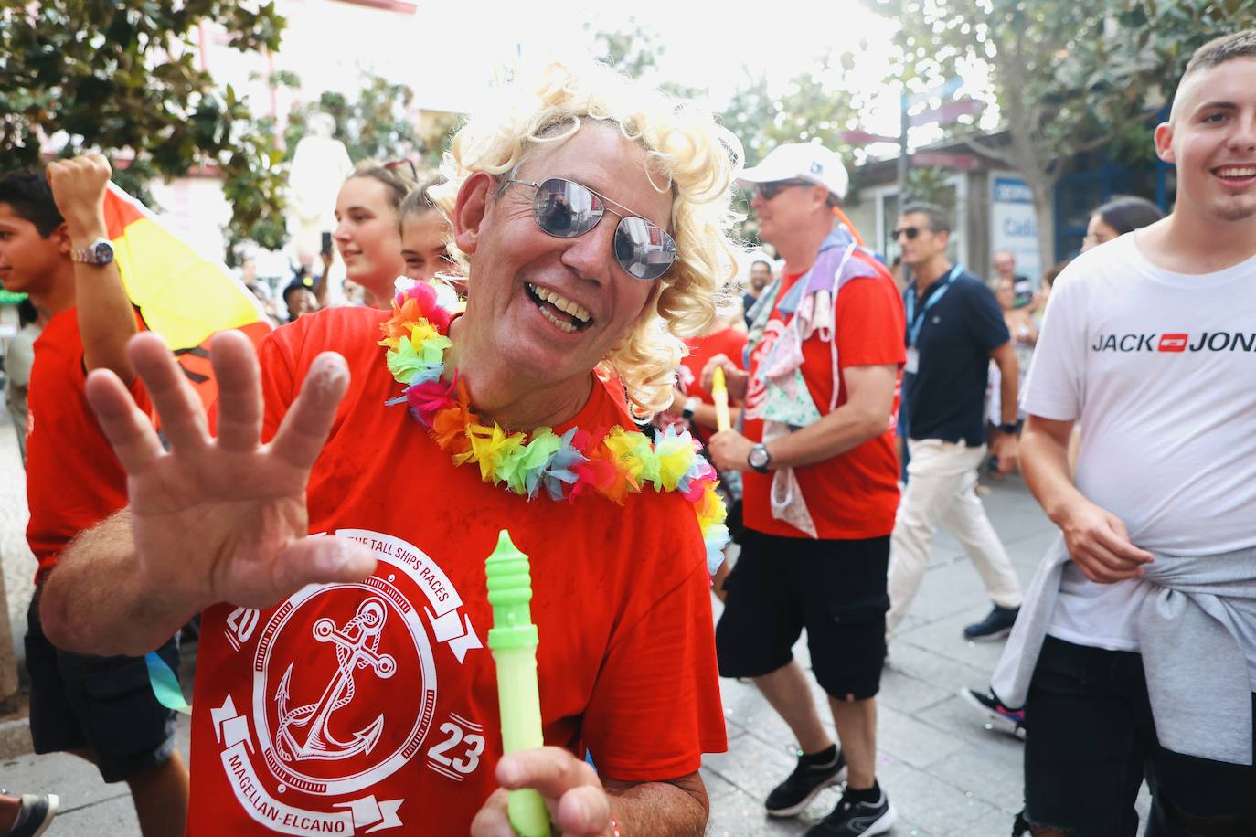 Fotos: Desfile de tripulantes de la Gran Regata 2023 de Cádiz
