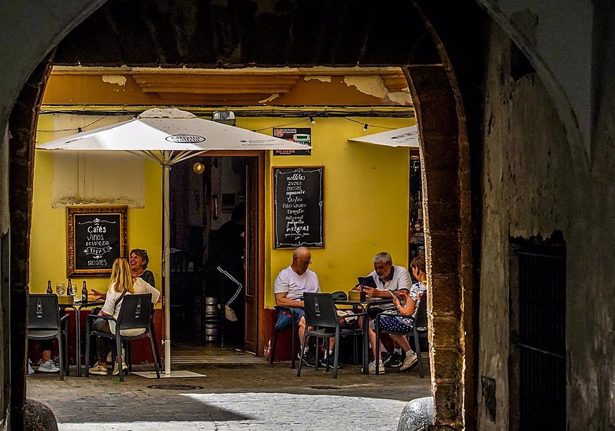 La provincia de Cádiz registra más de 62.000 contrataciones en la hostelería en el mes de agosto