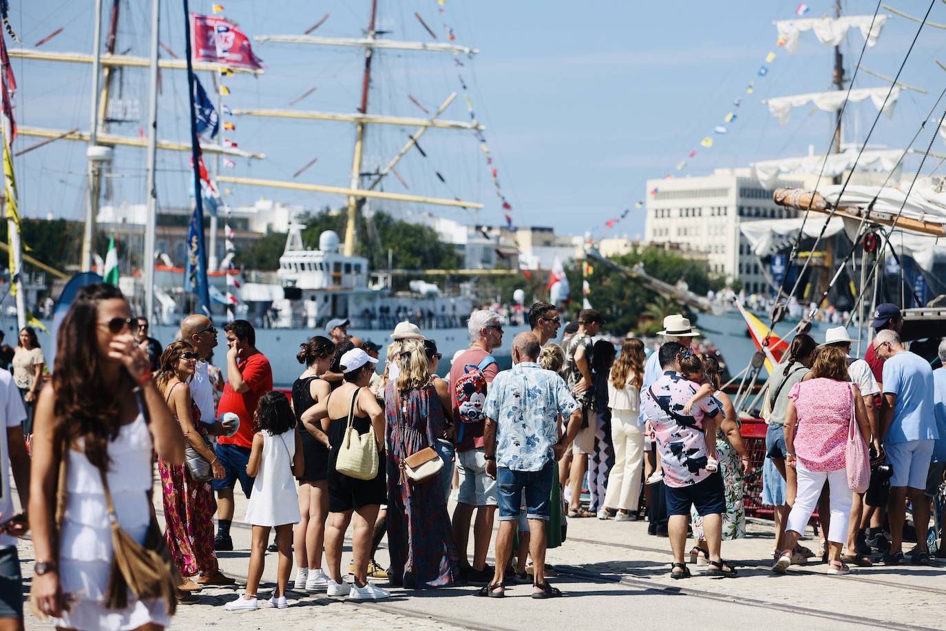 Fotos: La Gran Regata de Cádiz vive un sábado grande antes de la despedida a los veleros