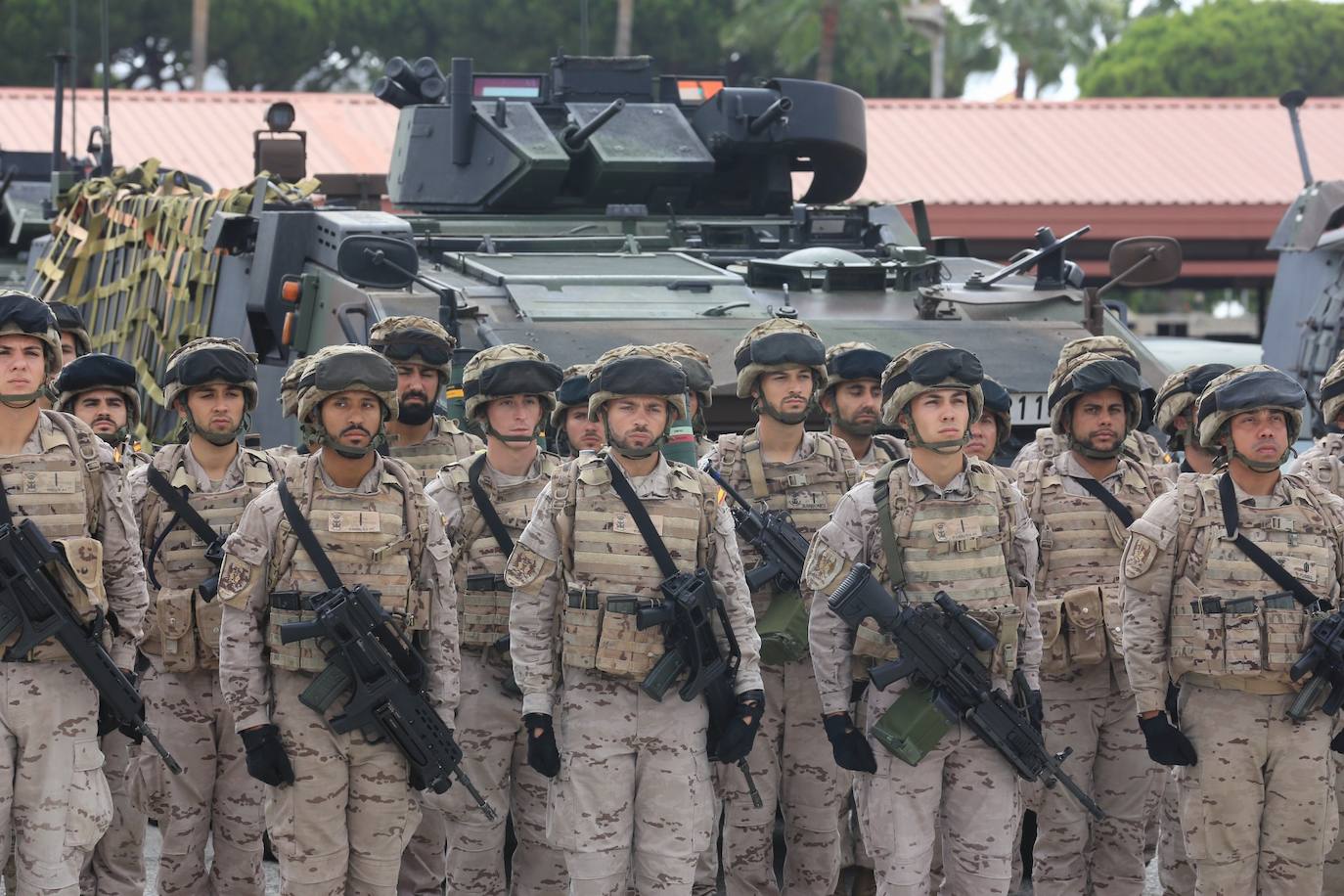 Fotos: Visita de Margarita Robles al Real Observatorio y al &#039;Tercio de la Armada&#039; de San Fernando