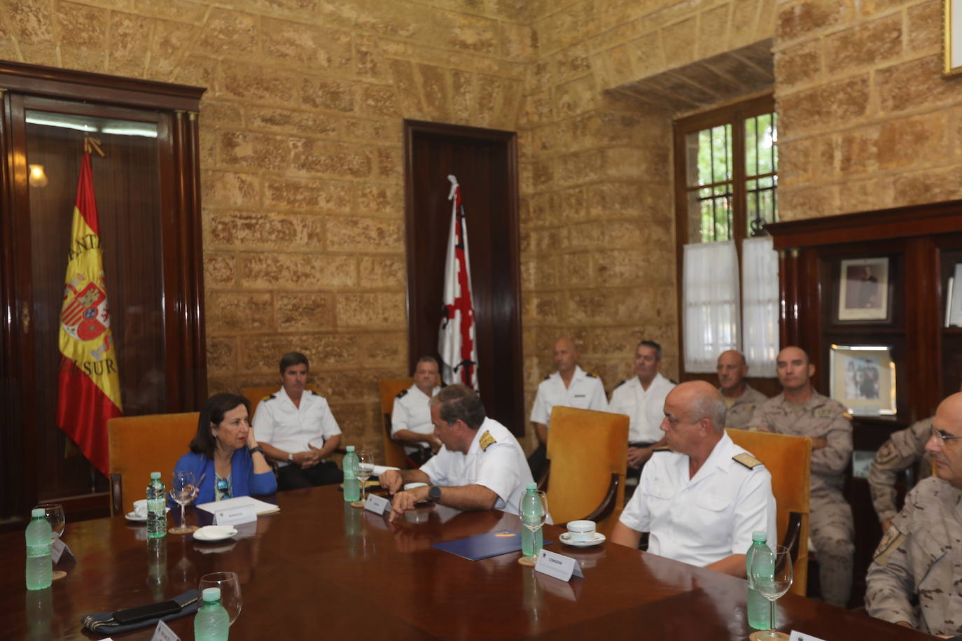 Fotos: Visita de Margarita Robles al Real Observatorio y al &#039;Tercio de la Armada&#039; de San Fernando