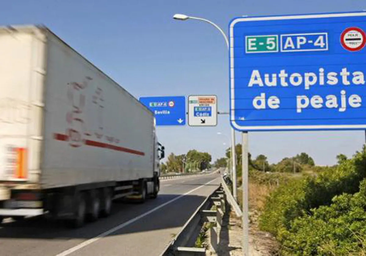 La autopista de Cádiz a Sevilla seguirá siendo gratuita