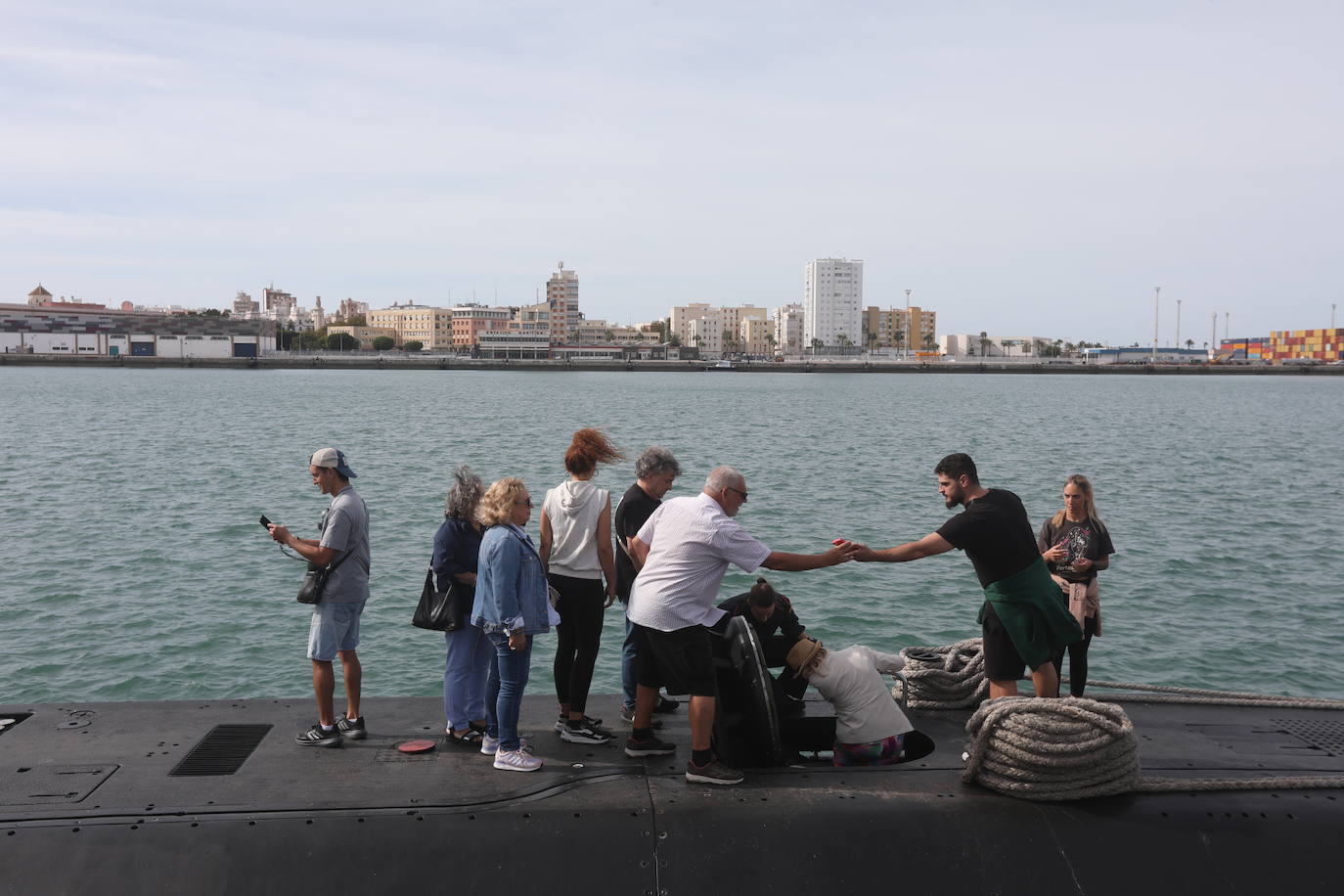 Fotos: El submarino de la Armada, &#039;Galerna&#039;, llega a Cádiz