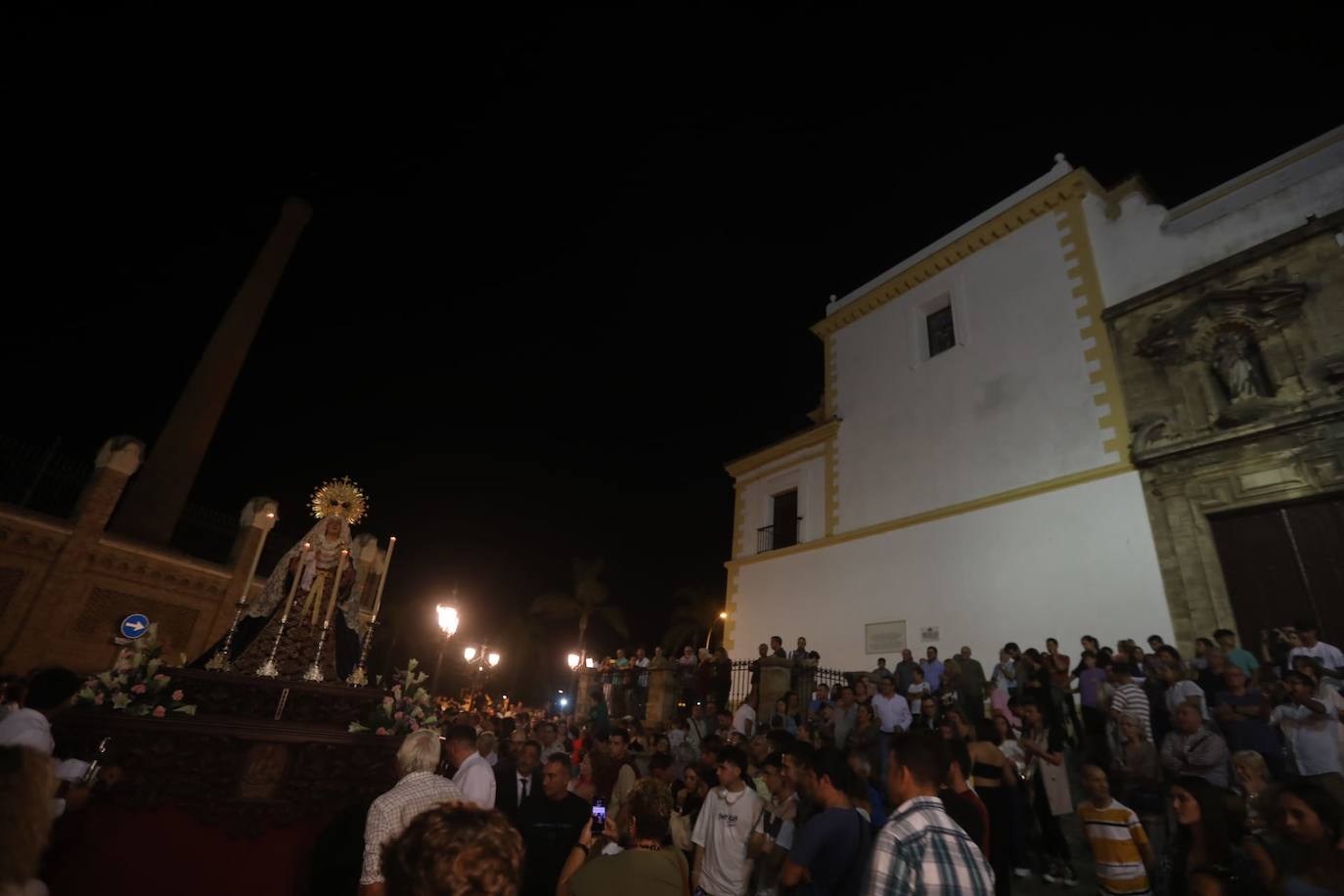 Fotos: Así ha sido la primera procesión civil de Cádiz