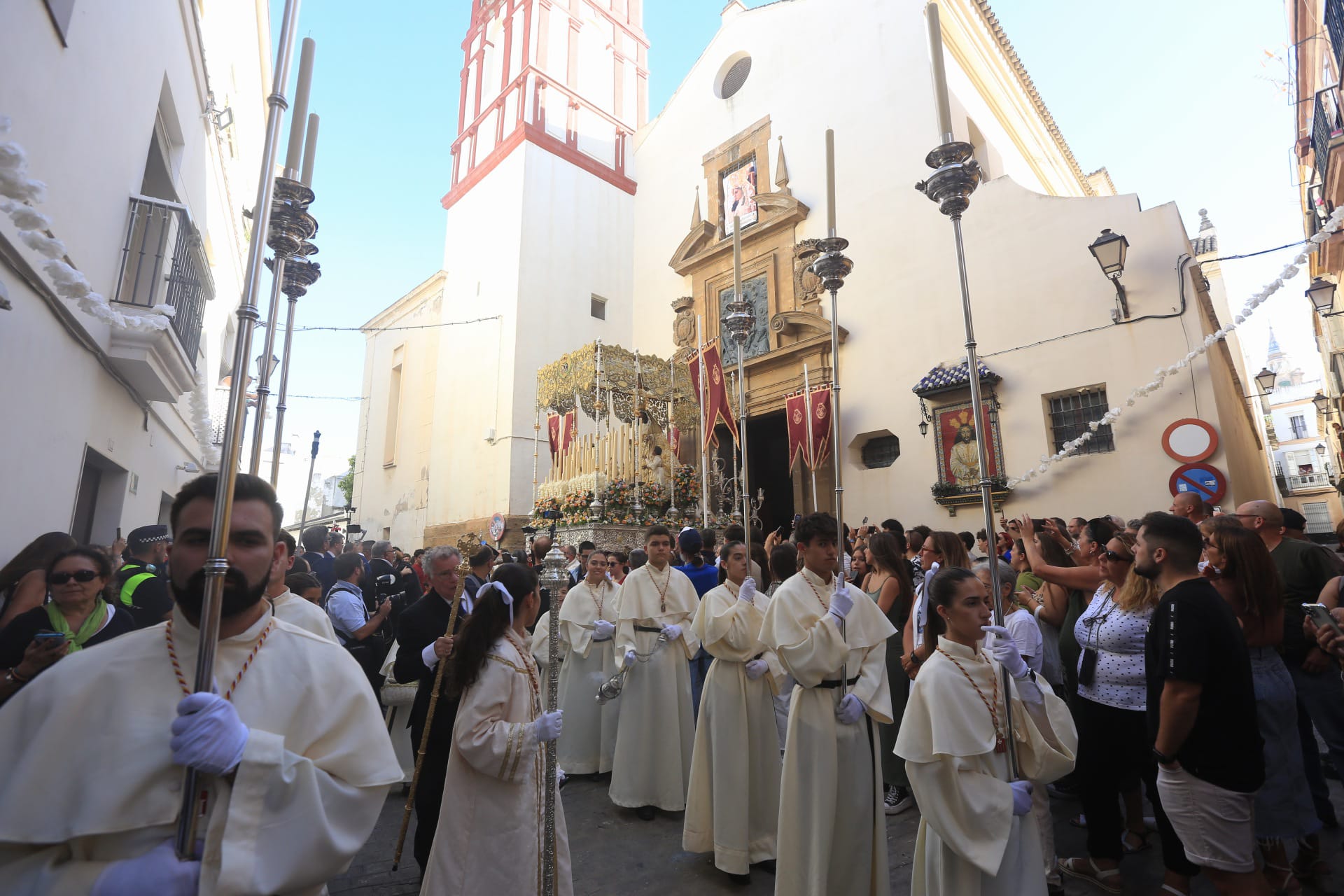 La Merced se pasea por su barrio