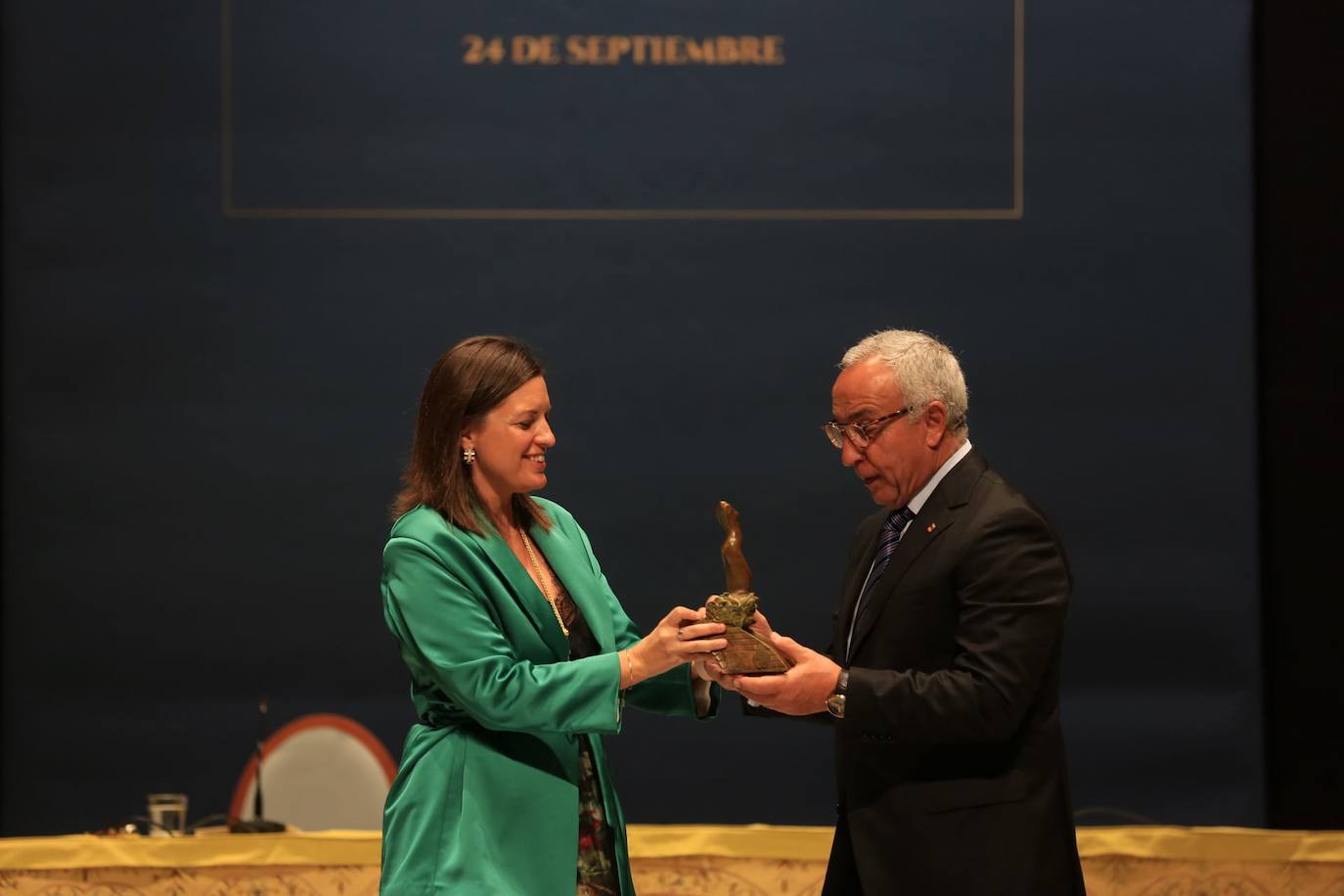 Fotos: La llama de libertad y democracia prende en La Isla