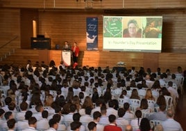 El Centro Inglés celebra el día de su fundadora, Linda M. Randell