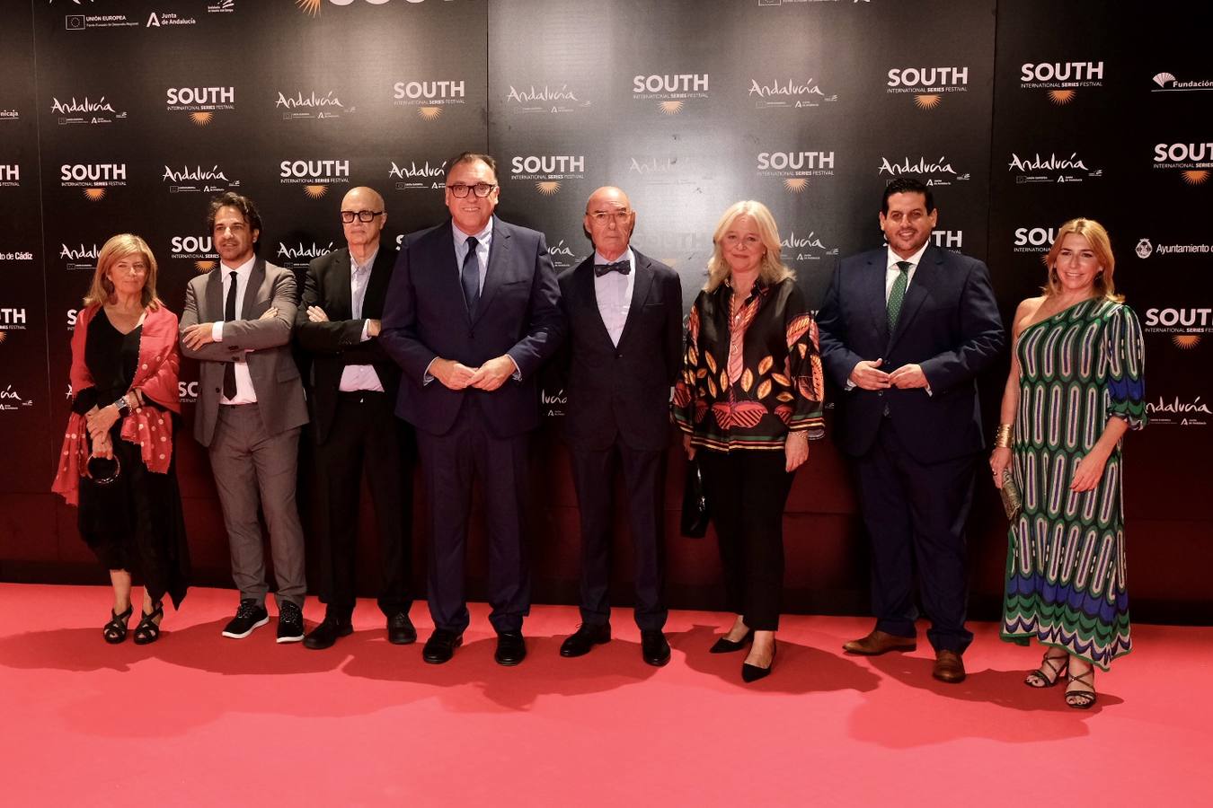 Fotos: La llegada de los invitados a la gala de inauguración (I)