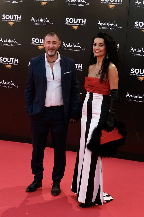 Fotos: La llegada de los invitados a la gala de inauguración (III)