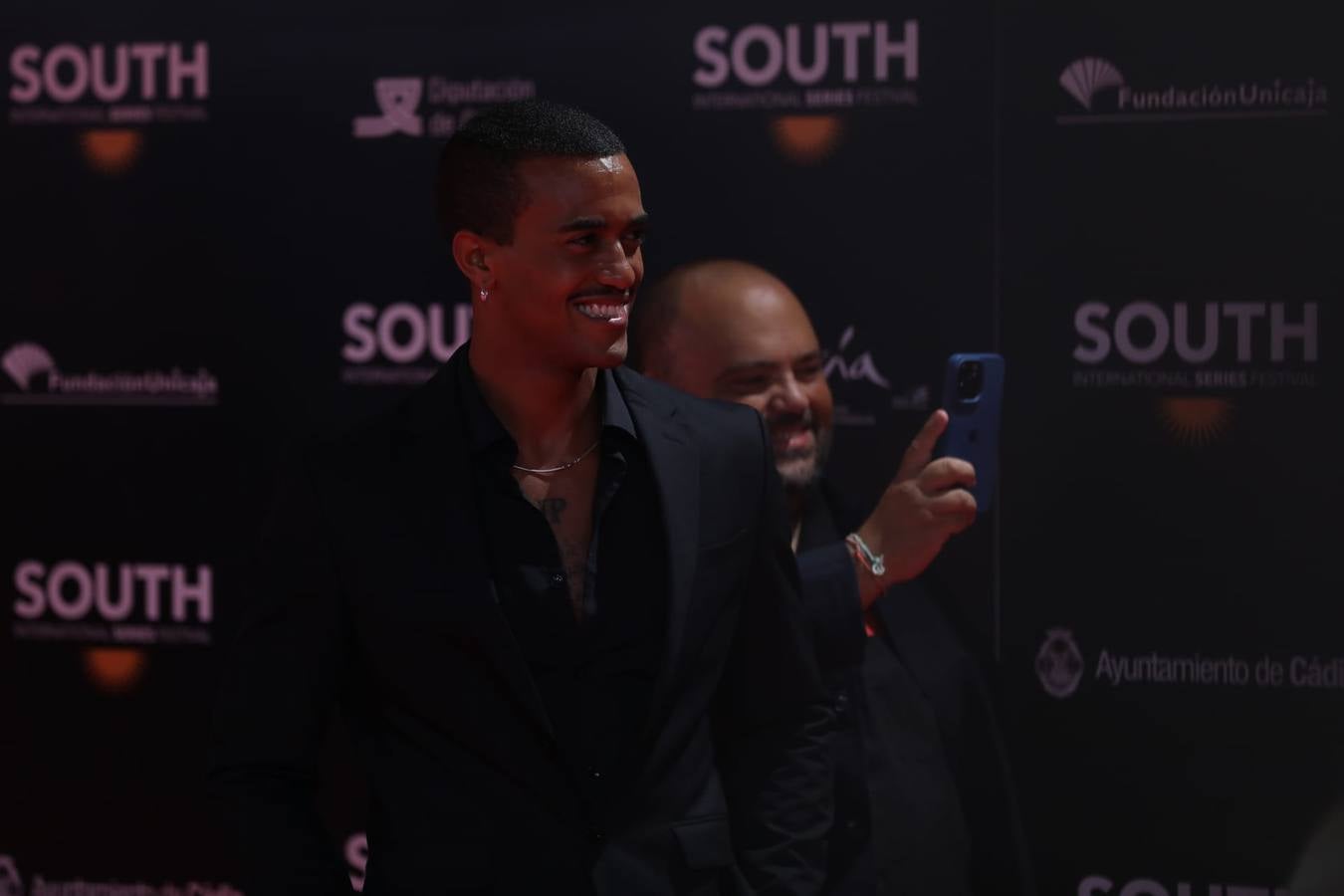 Fotos: La llegada de los invitados a la gala de inauguración (III)