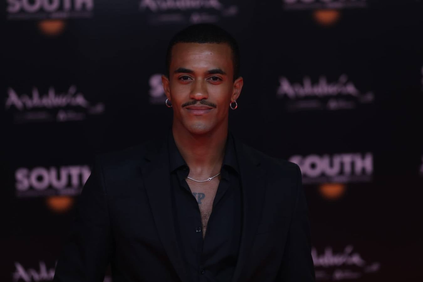 Fotos: La llegada de los invitados a la gala de inauguración (III)