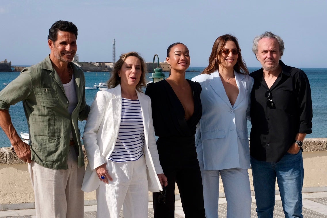 Todas las imágenes del photocall en La Caleta: José Coronado, Óscar Higares, Luis Merlo