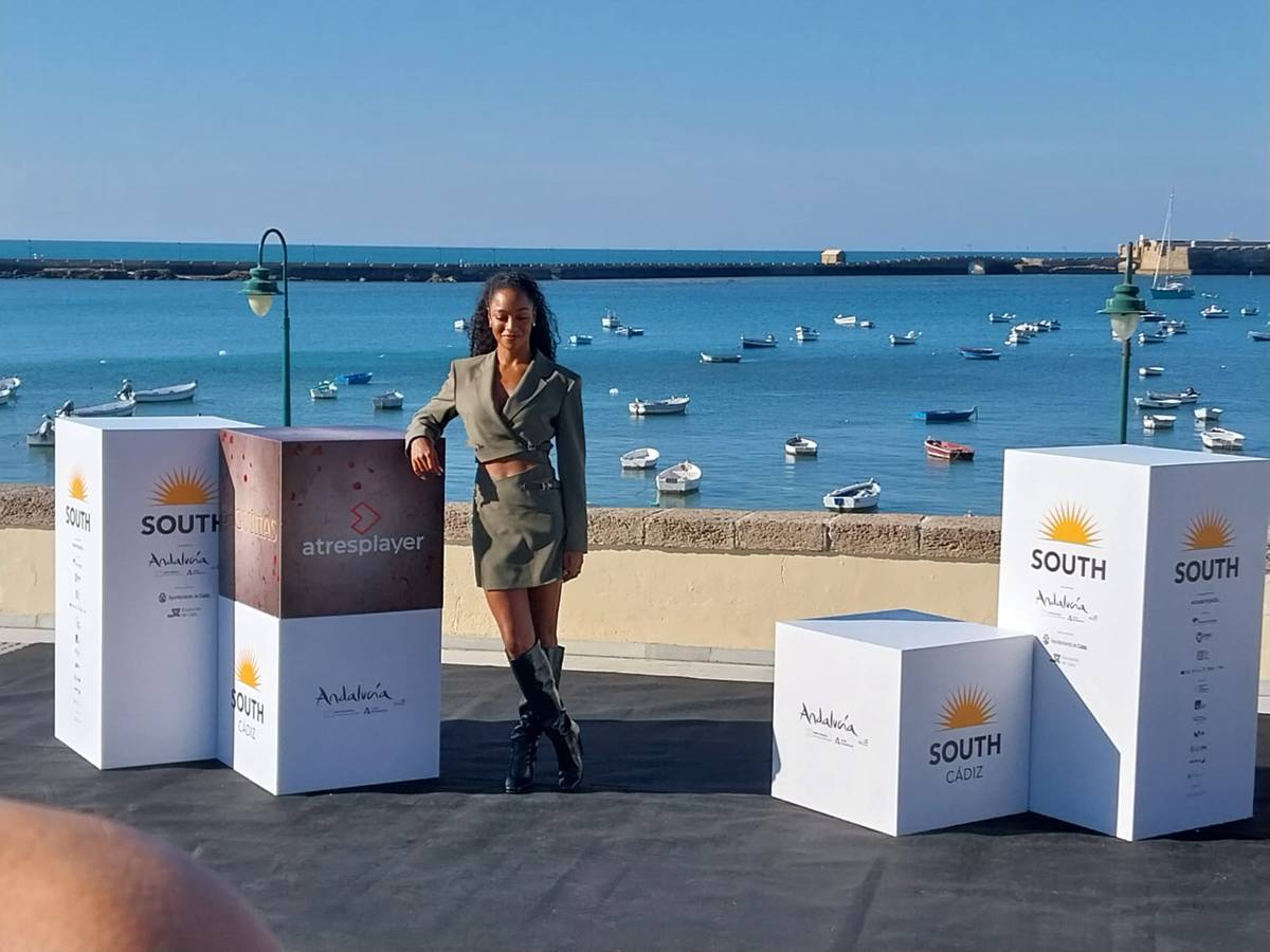 La luz de Cádiz ciega a las estrellas de las series españolas