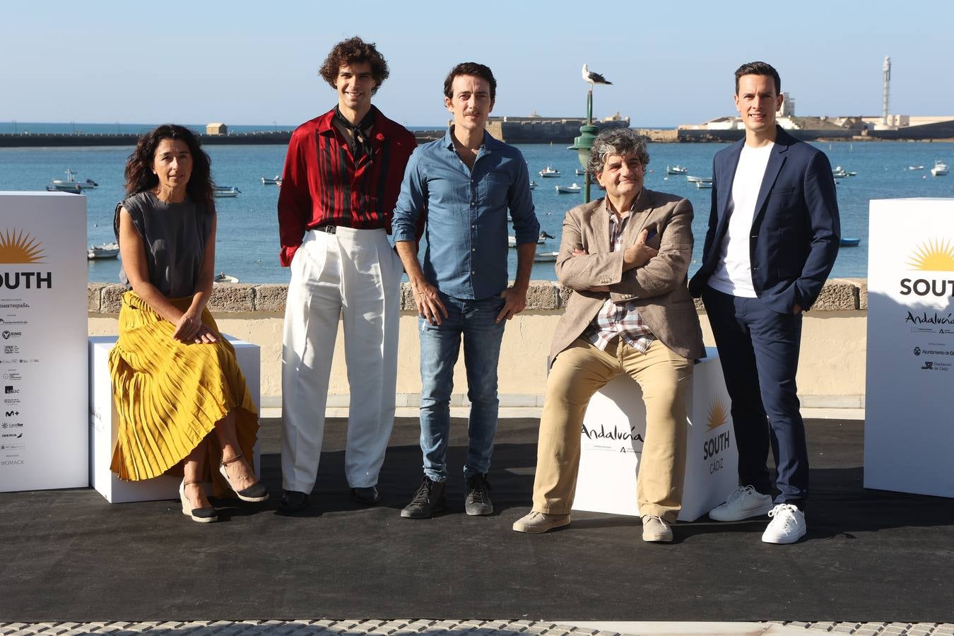 La luz de Cádiz ciega a las estrellas de las series españolas