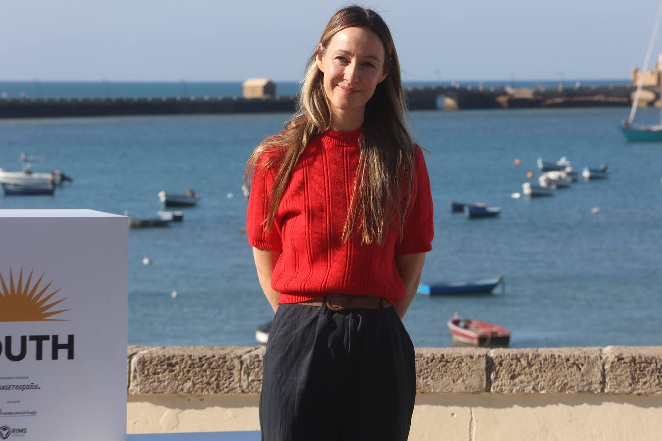 La luz de Cádiz ciega a las estrellas de las series españolas