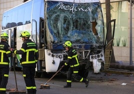 Muere el herido que estaba en la UCI tras el accidente del autobús en Cádiz